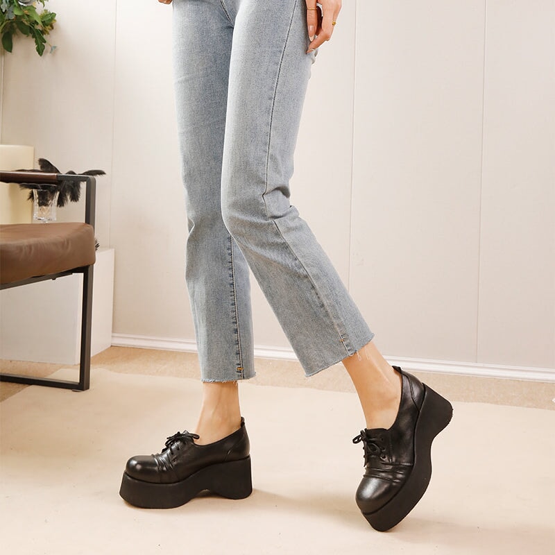 British Style 60mm Horse Leather Chunky Heel Lace-up Platform Oxford Shoes in Black/Coffee
