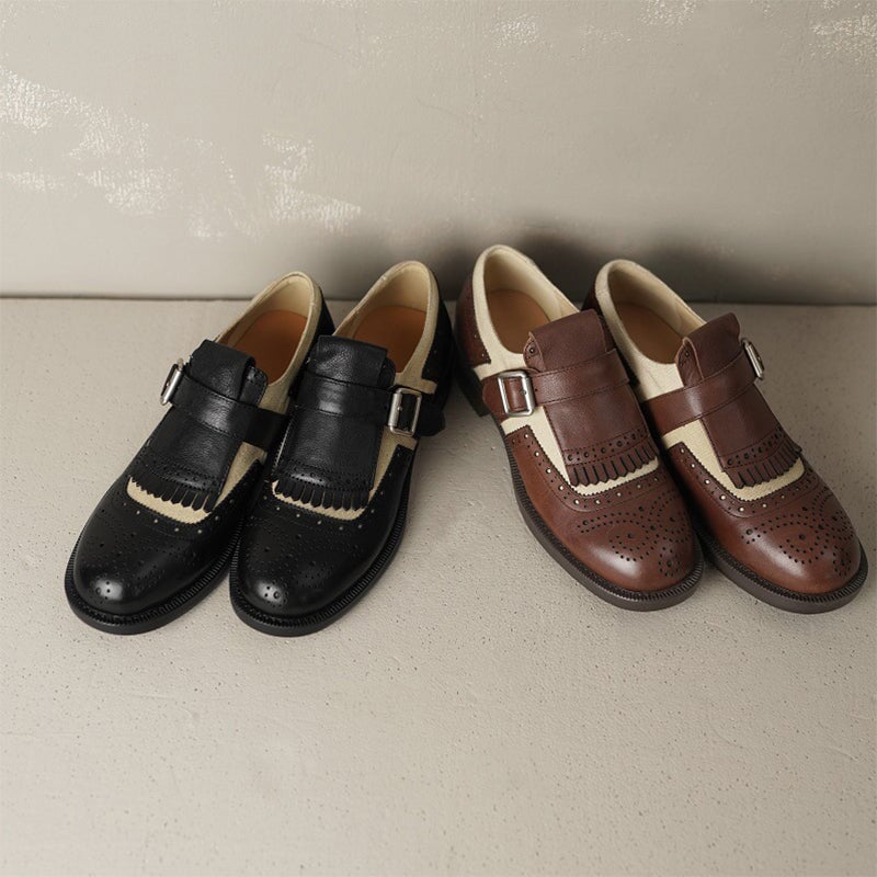 British Style Color-Blocked Cowhide Brogue Loafers with Metal Buckle in Black/Brown