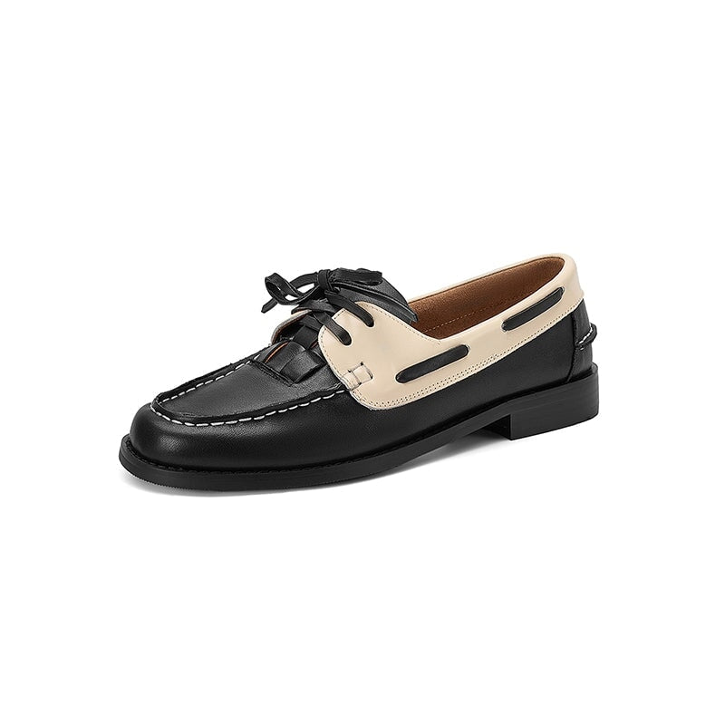 British Style Leather Boat Shoes for Women Contrast Color Lace-Up Loafers in Black/Brown