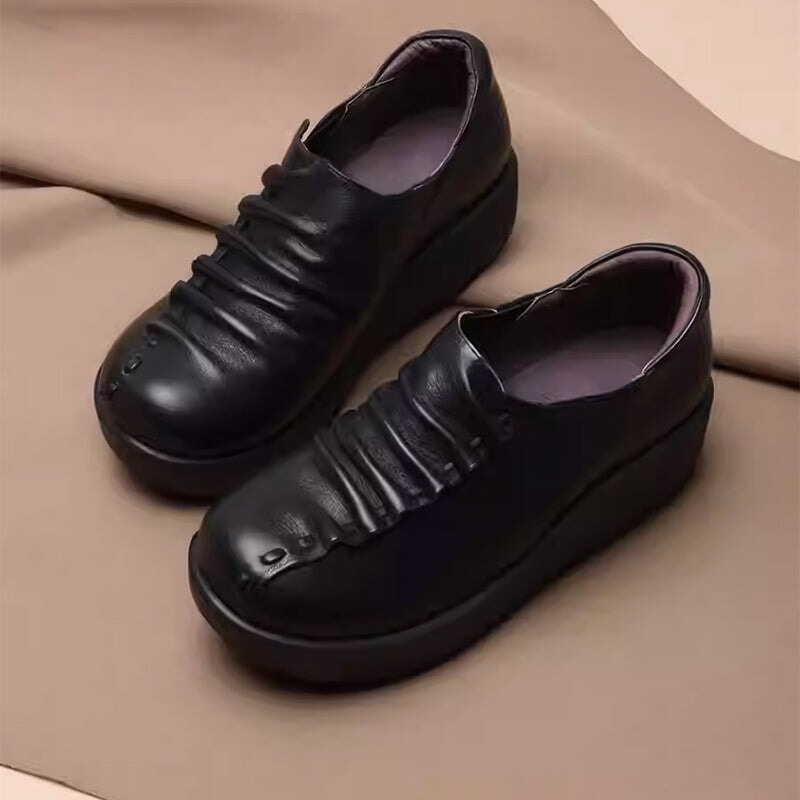 Custom Color Women’s Casual Slip-On Wedge Loafers Leather Platform Shoes with Pleated Design in Black