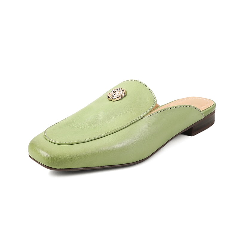 Fashion Backless Loafers Leather Flat Mules with Metal Camellia in Green/Pink/Black