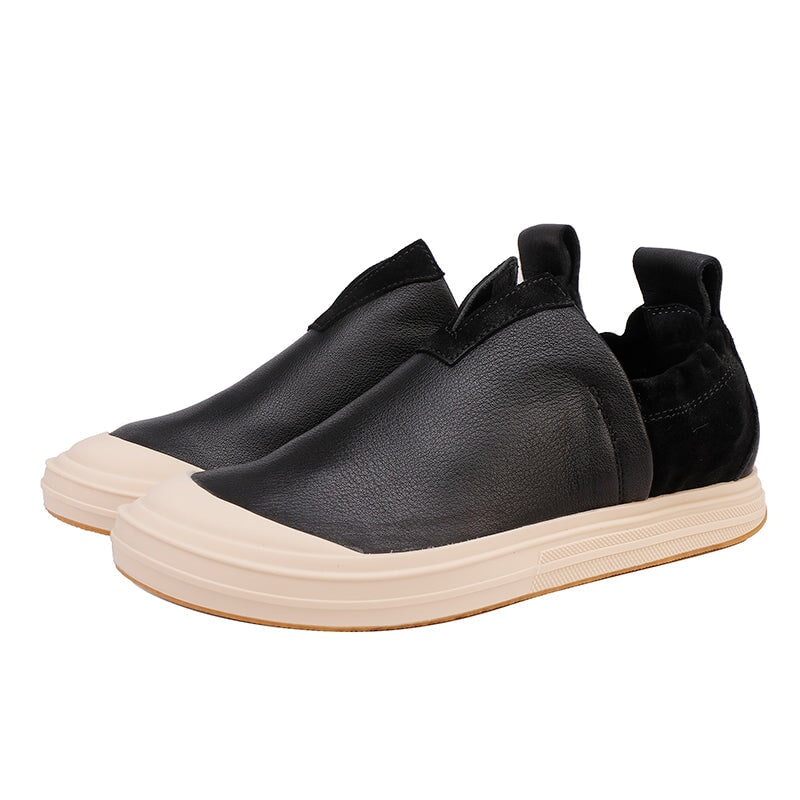 Handmade Retro Leather Loafers Slip-On Flat Walking Shoes for Women in Black/Brown