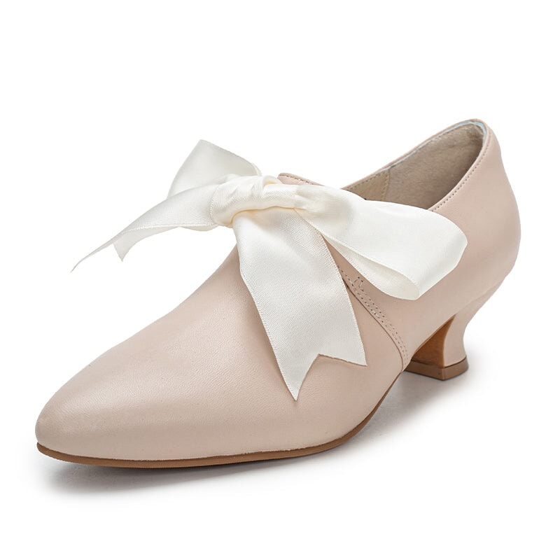 Handmade Vintage Pointed Toe Leather Pumps Soft Cow Leather Lace-Up Shoes with Elegant Bow in Nude