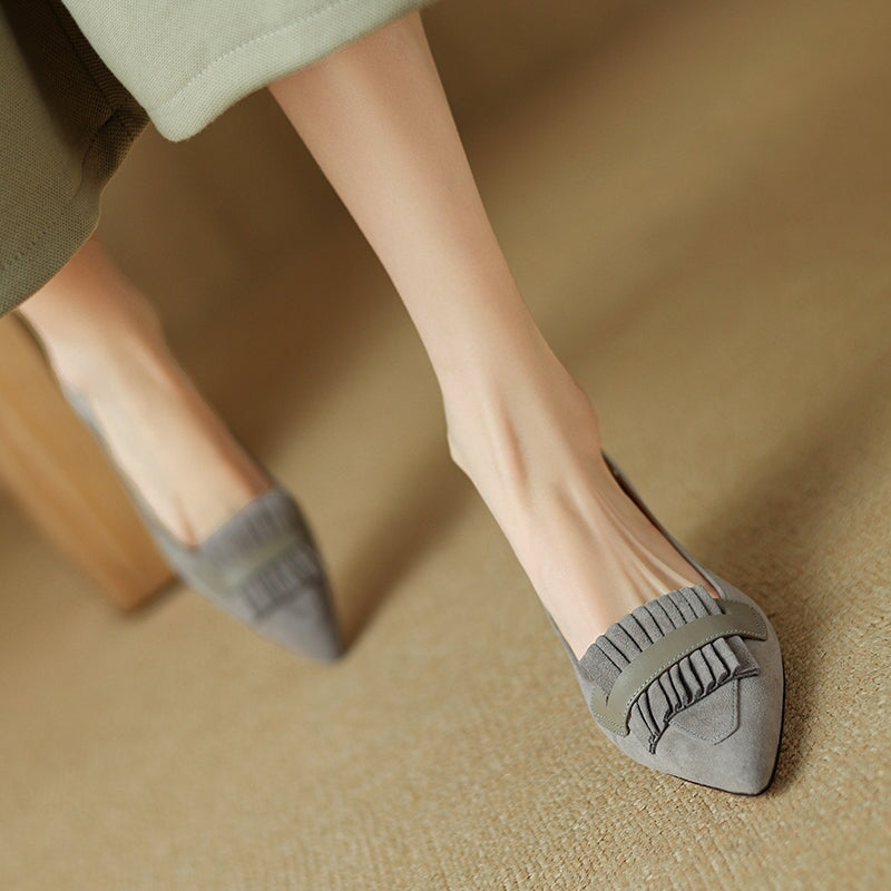 Vintage Pointed-Toe Suede Tassel Slip-On Pumps for Women 55mm Kitten Kiltie Heels in Black/Grey