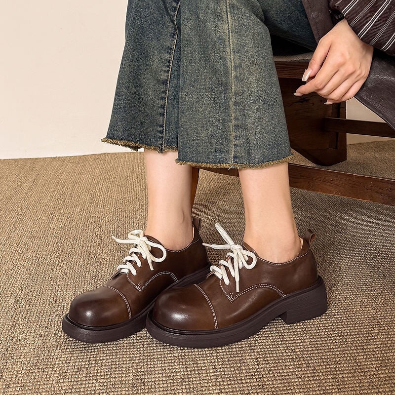 Women's Retro Platform Water-Washed Leather Derby Shoes in Black/Brown